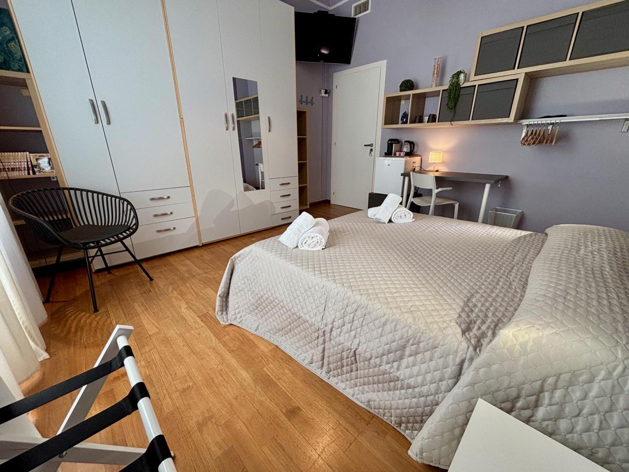 Evy'S Rooms La Spezia Exterior photo